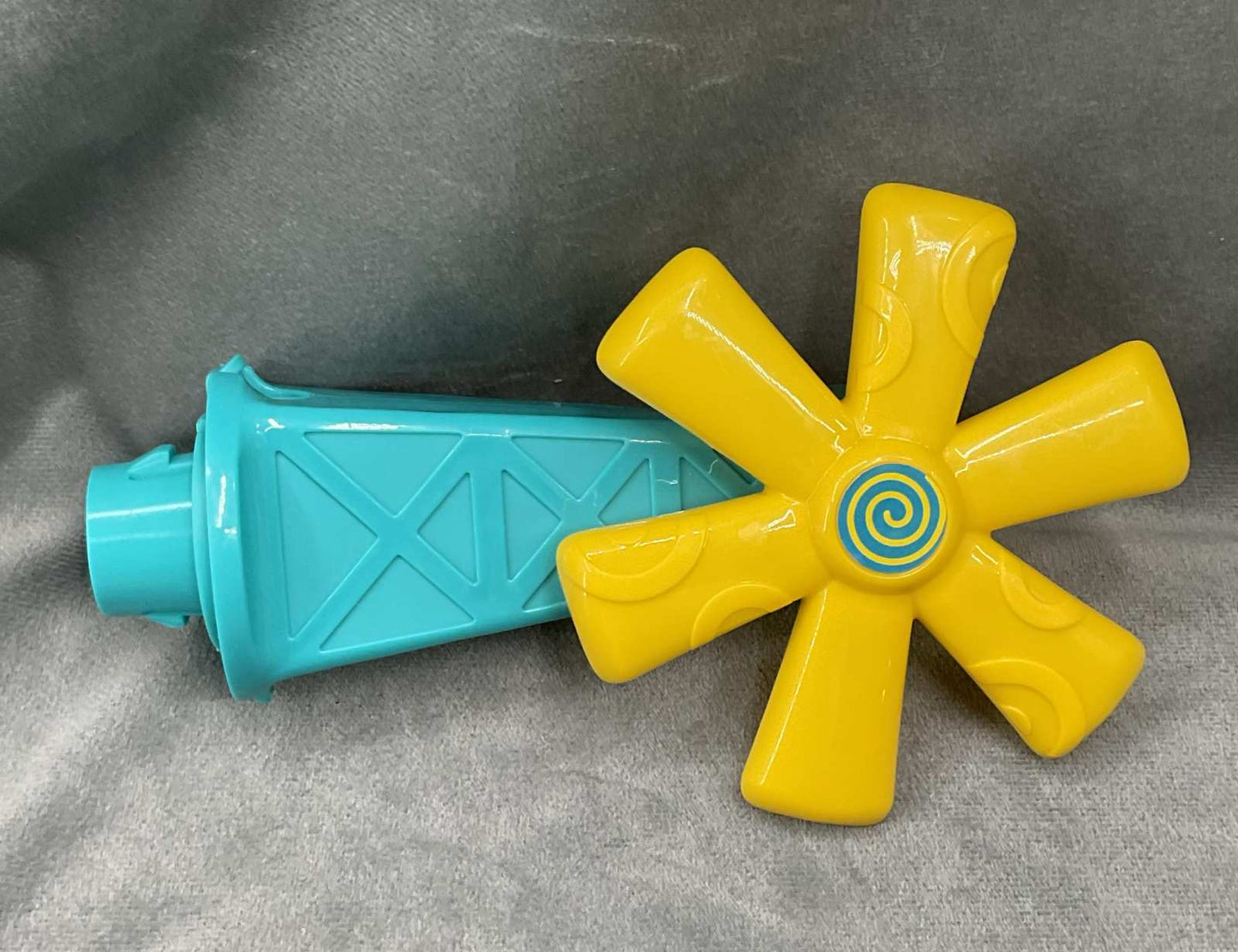 Baby Einstein Farm Explorers Barnyard Jumper Replacement Windmill Toy Spin